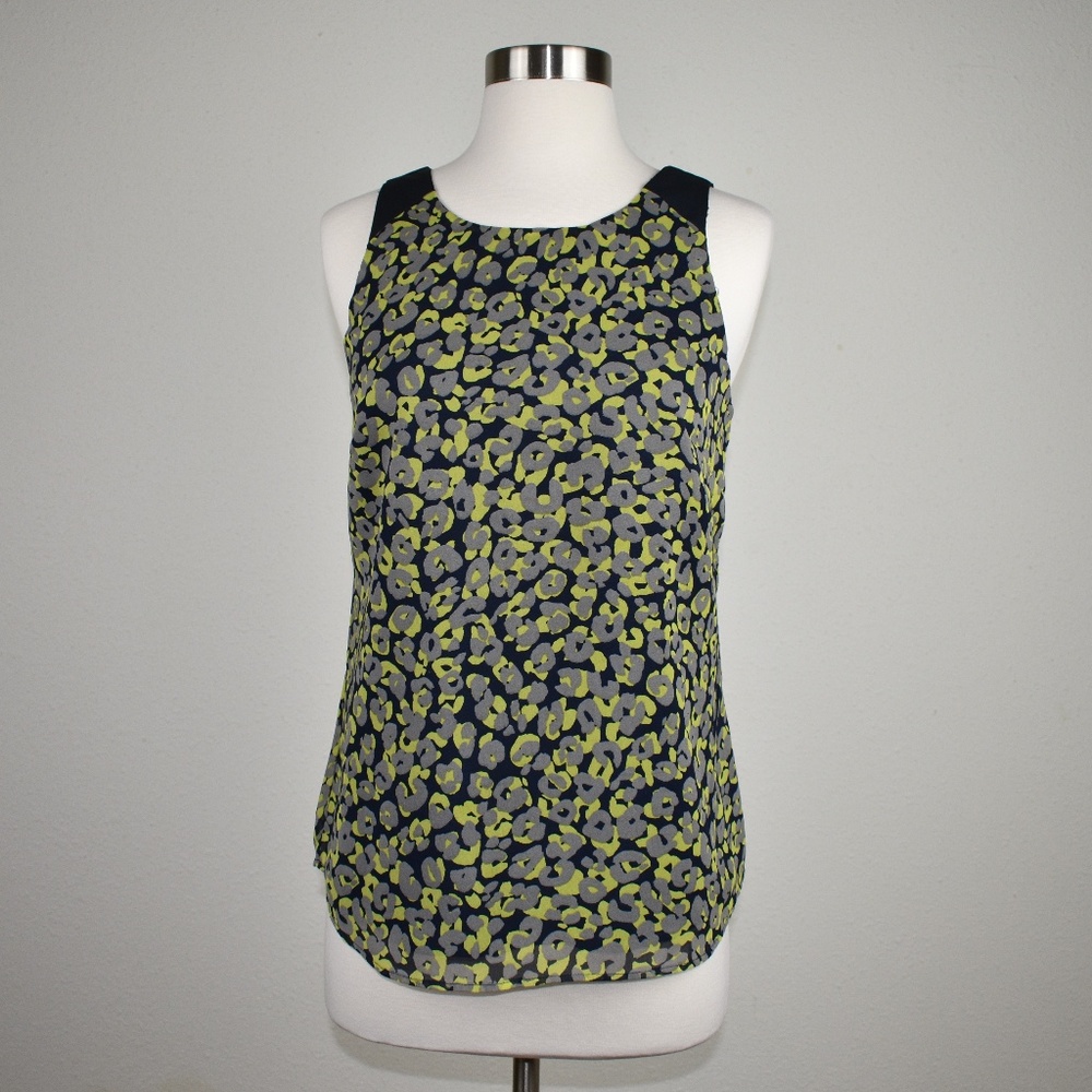 Banana Republic Top Blouse Size XS Animal Print